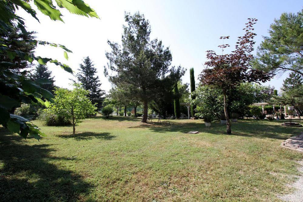 Auberge Des Pins Tourrettes Exterior foto