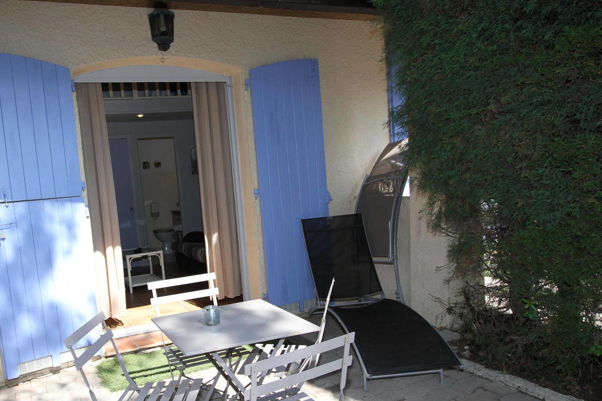 Auberge Des Pins Tourrettes Exterior foto